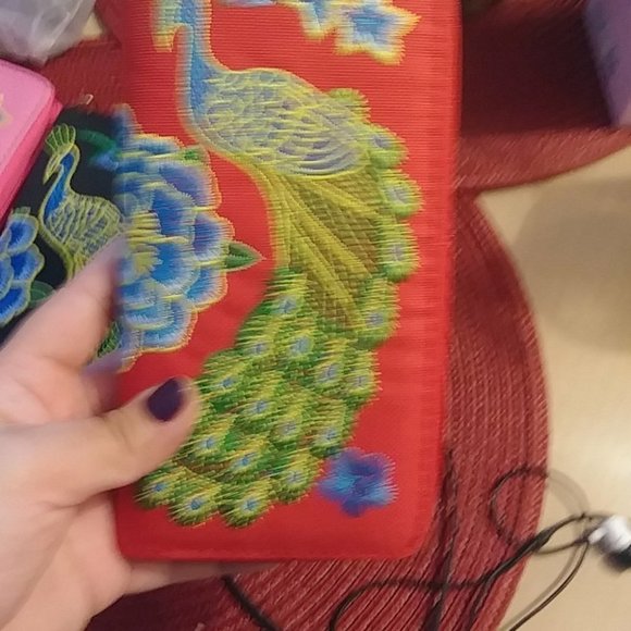 Peacock Wallet Ladies Double sided Embroidery - Picture 5 of 6